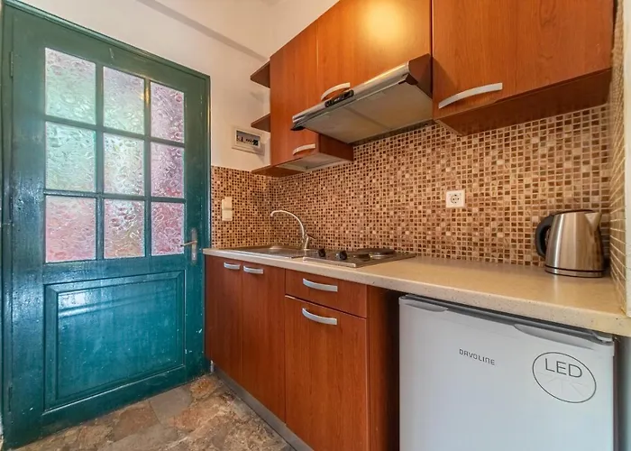 Arianna Ground Floor 5 *